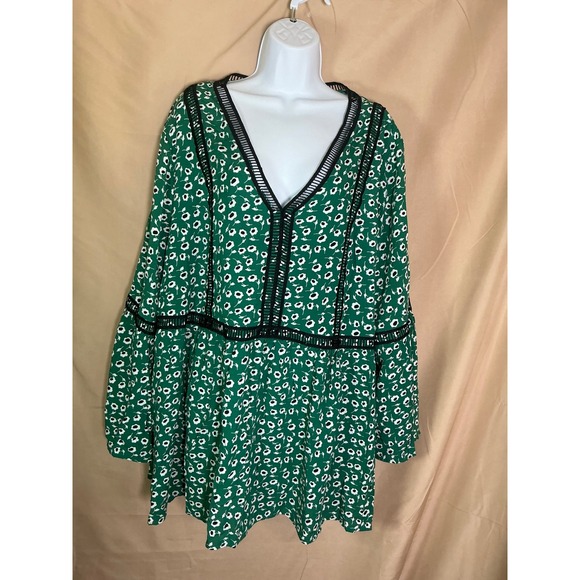 Avenue Tops - Avenue Floral Blouse Womens 22/24 Green Excellent Crochet Trim Bell Sleeve Boho